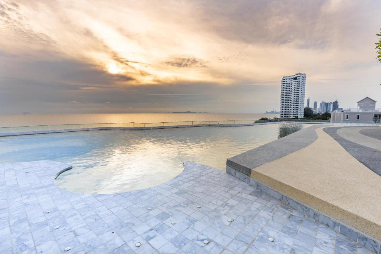 Best Western Premier Bayphere Pattaya - SHA Extra Plus Na Chom Thian Exterior foto